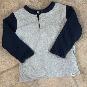 GAP Henley shirt boys 2t